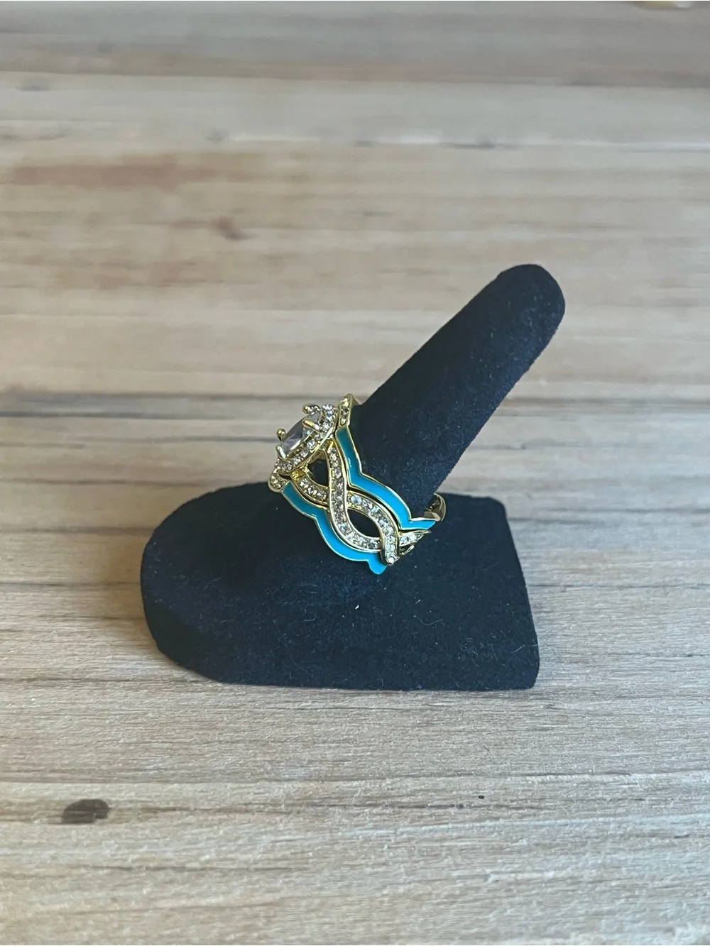 Gold-Tone Clear Oval Stone Center  Turquoise Accents Triple Band Ring Size 7